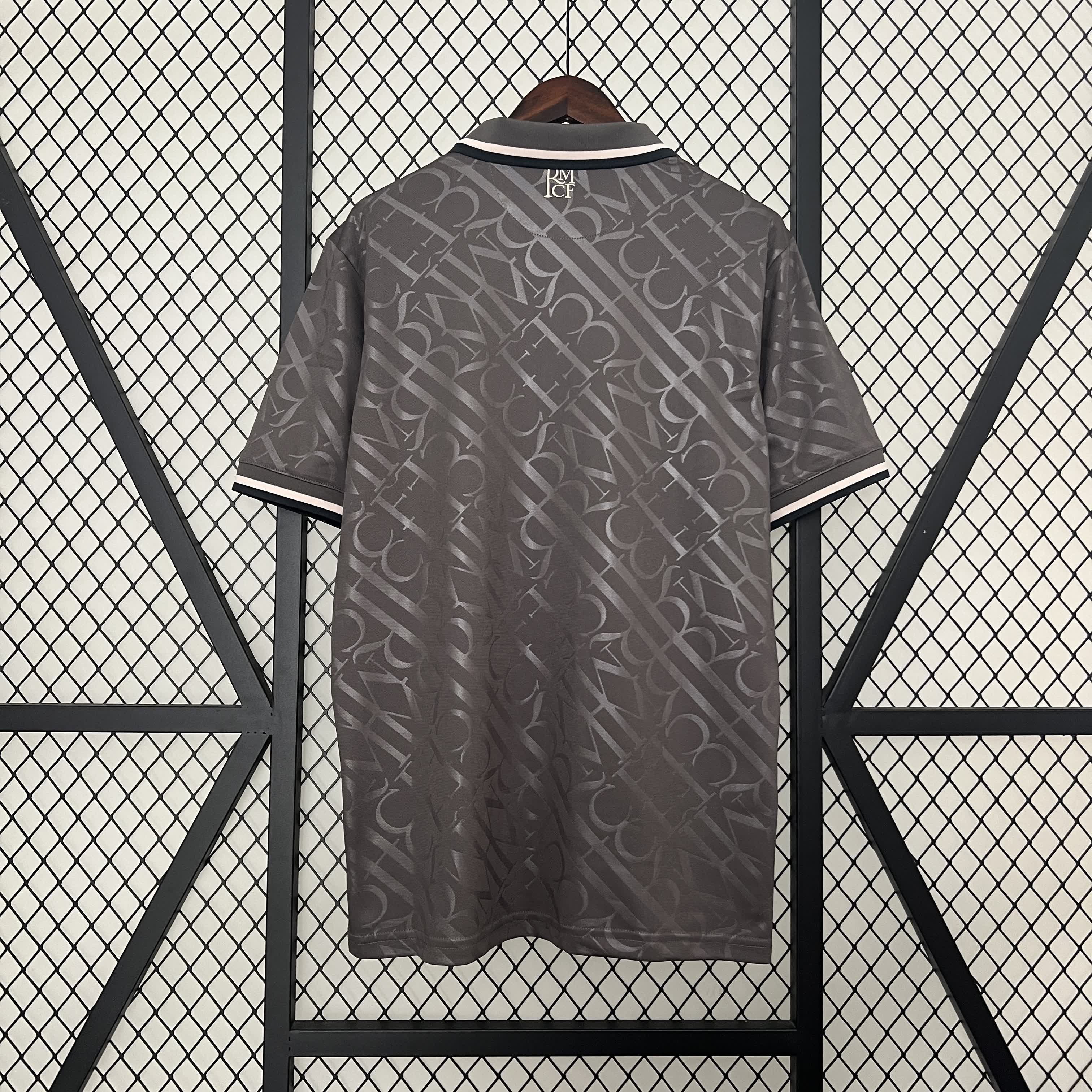 Maillot 24/25 Real Madrid Away